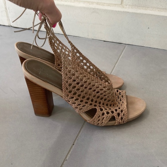 Beige platform heels - Picture 1 of 6